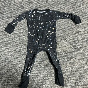 Black Star & Moon crescent Zippy